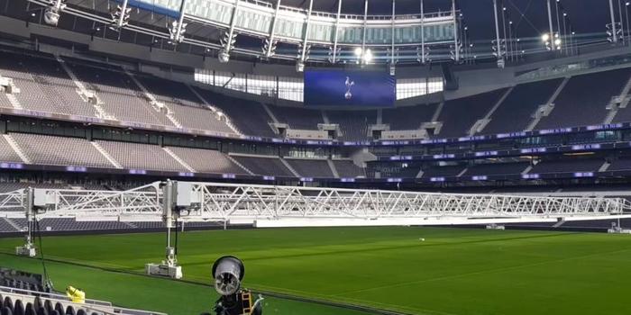  热刺新球场灯光秀吸睛，科技融合提升观赛体验  